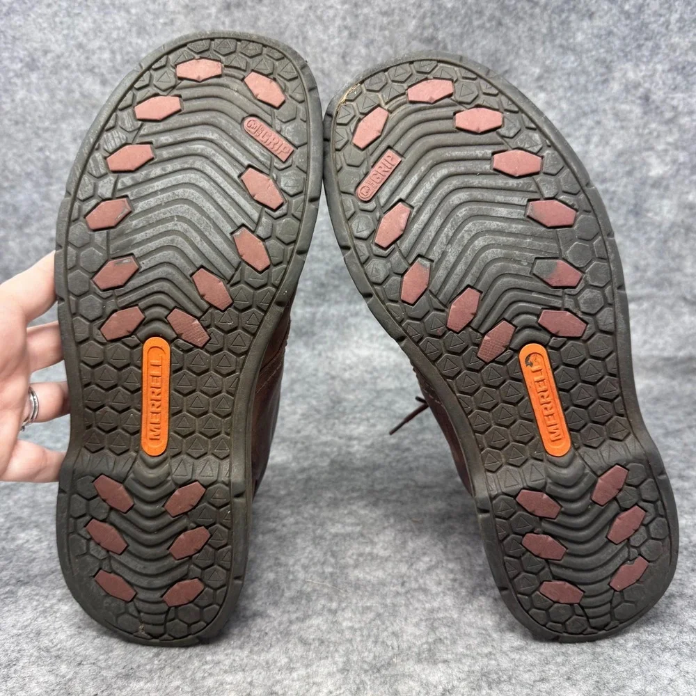 Merrell Realm Chukka Boots Mens 10.5 Brown Leather Lace Up Casual Ankle